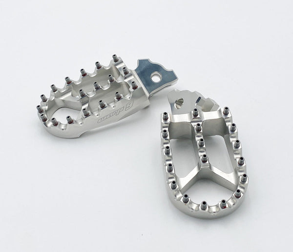 Pegs