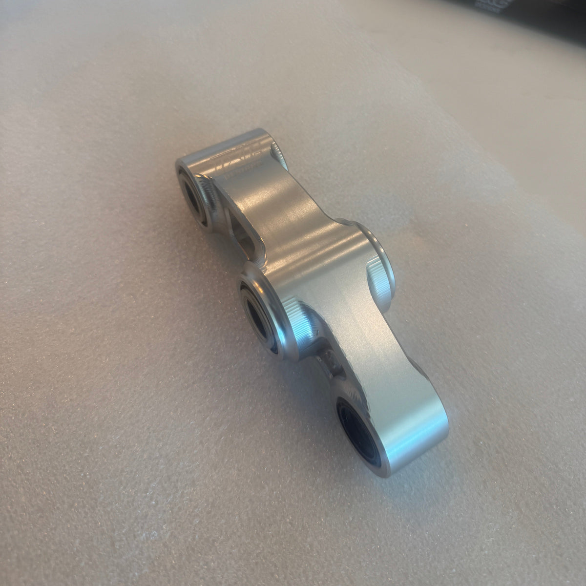 Ultra Bee (Triangle+Linkage)