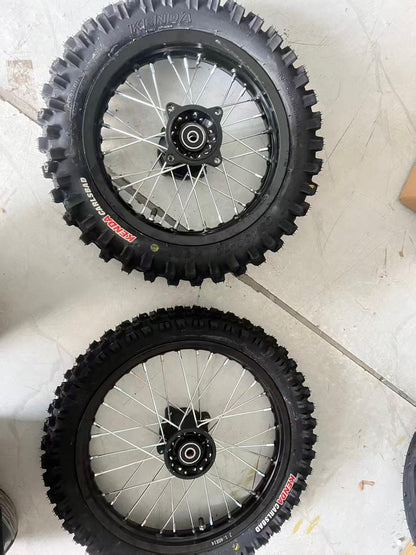 Tuttio Soleil 01 Complete 17/14" PitBike Wheelset.