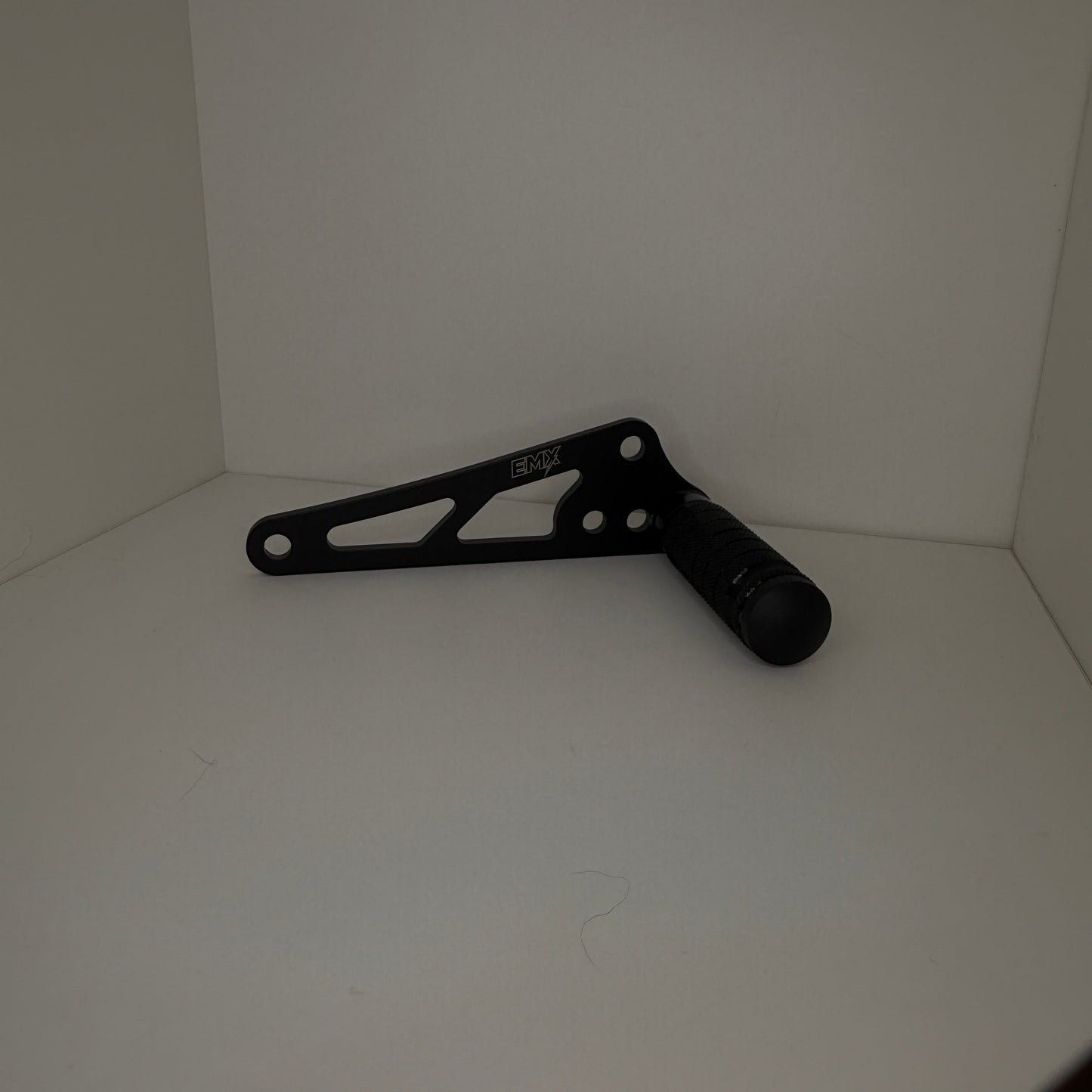 Talaria XXX Shift Lock